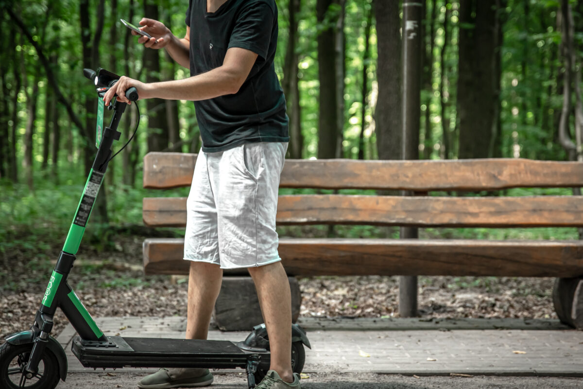 Best Off-Road E Scooters — A Comprehensive Comparison of Power, Range & Performance