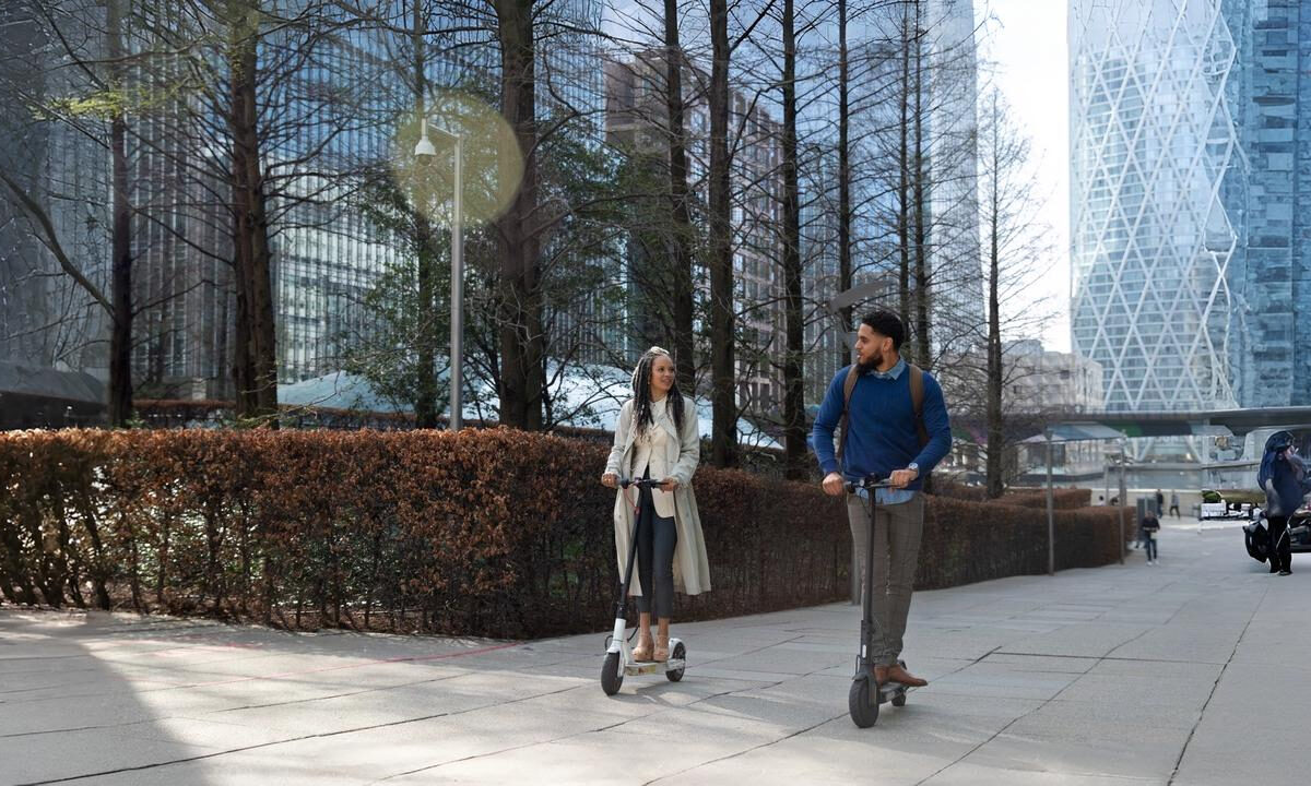 Are Electric Scooters Legal in NYC? NYC E Scooter Laws